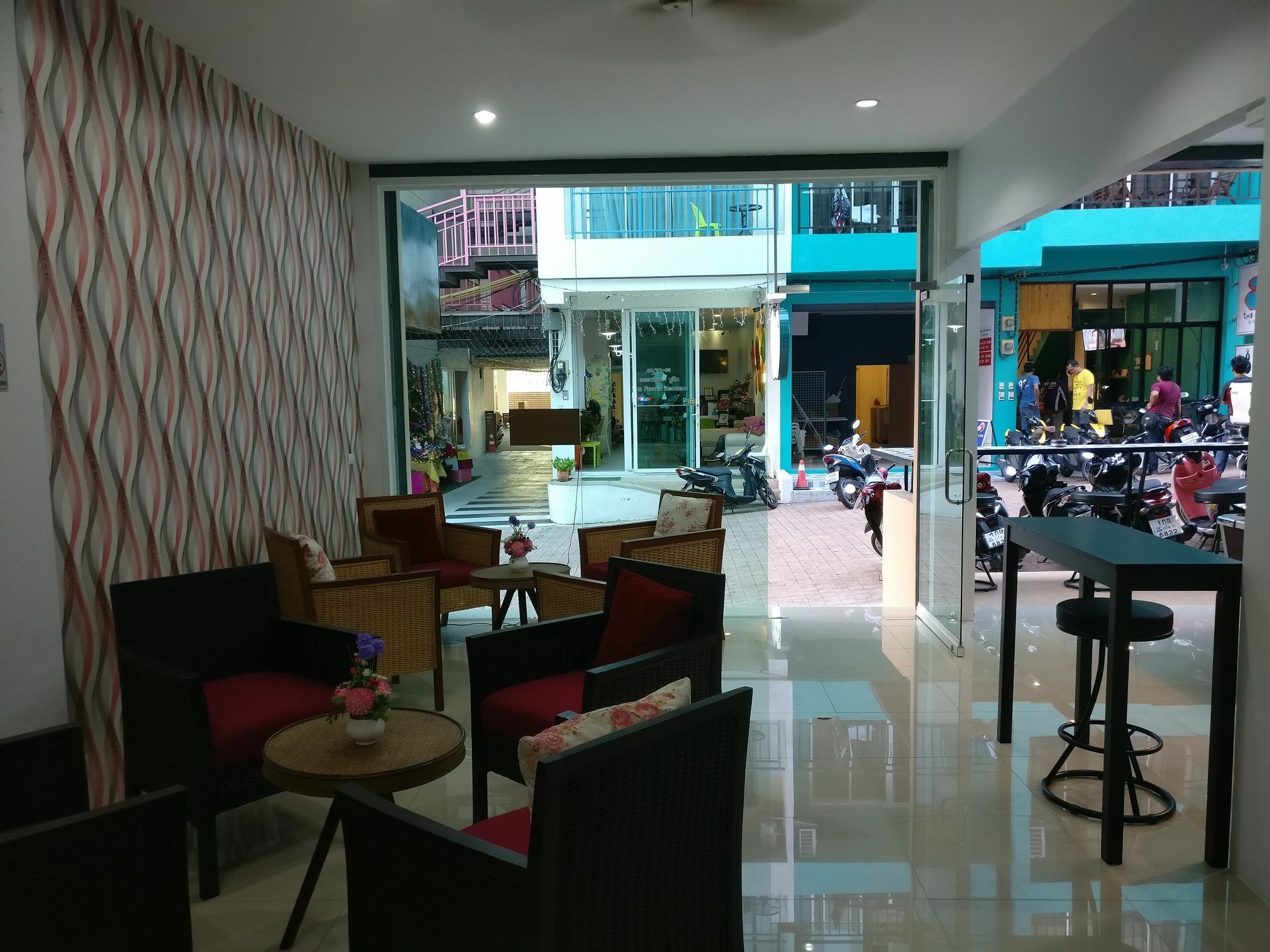 White Sky Boutique Hotel Patong Eksteriør billede